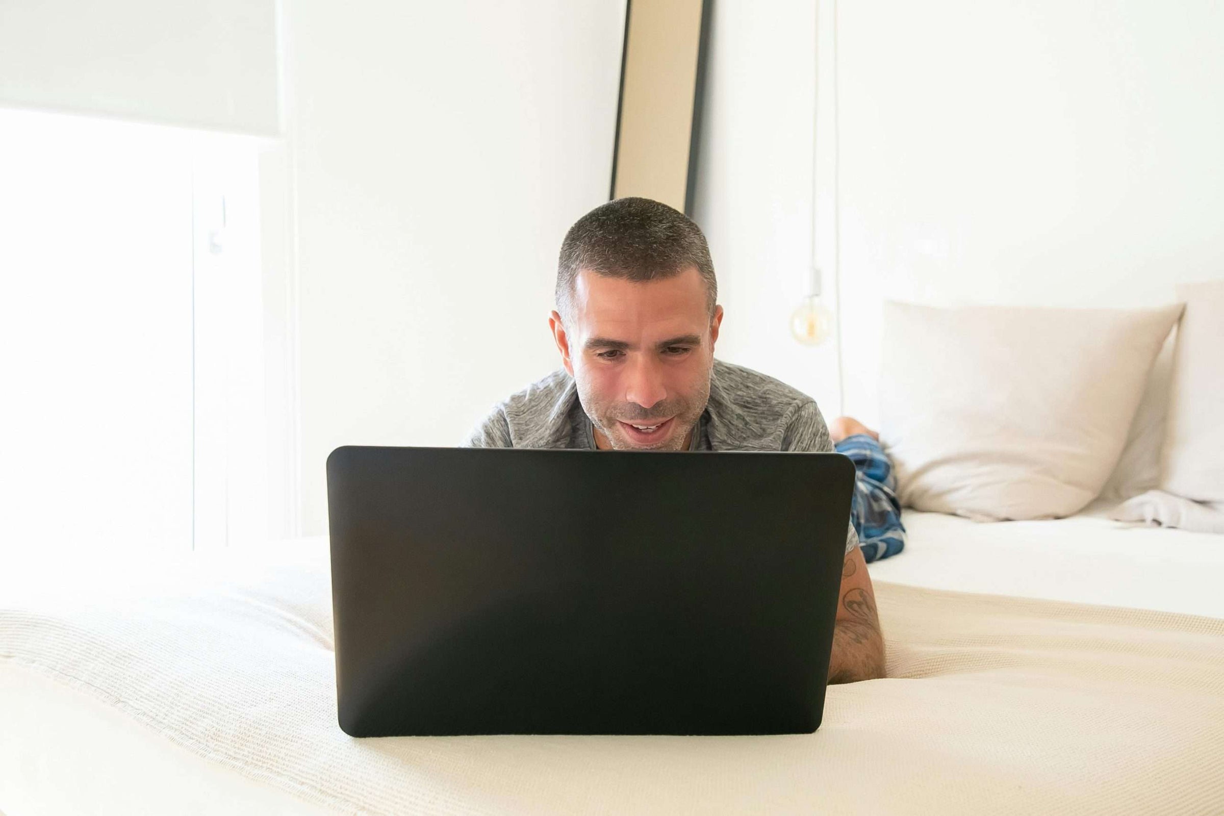 Surmatelas gel : pourquoi et comment le choisir ? Quels sont ses avantages ?