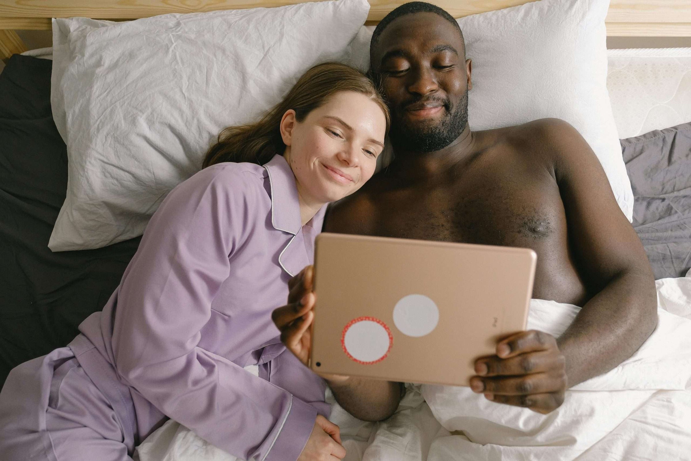 Comment choisir un matelas sur internet ? Nos 5 conseils pour faire le bon choix !