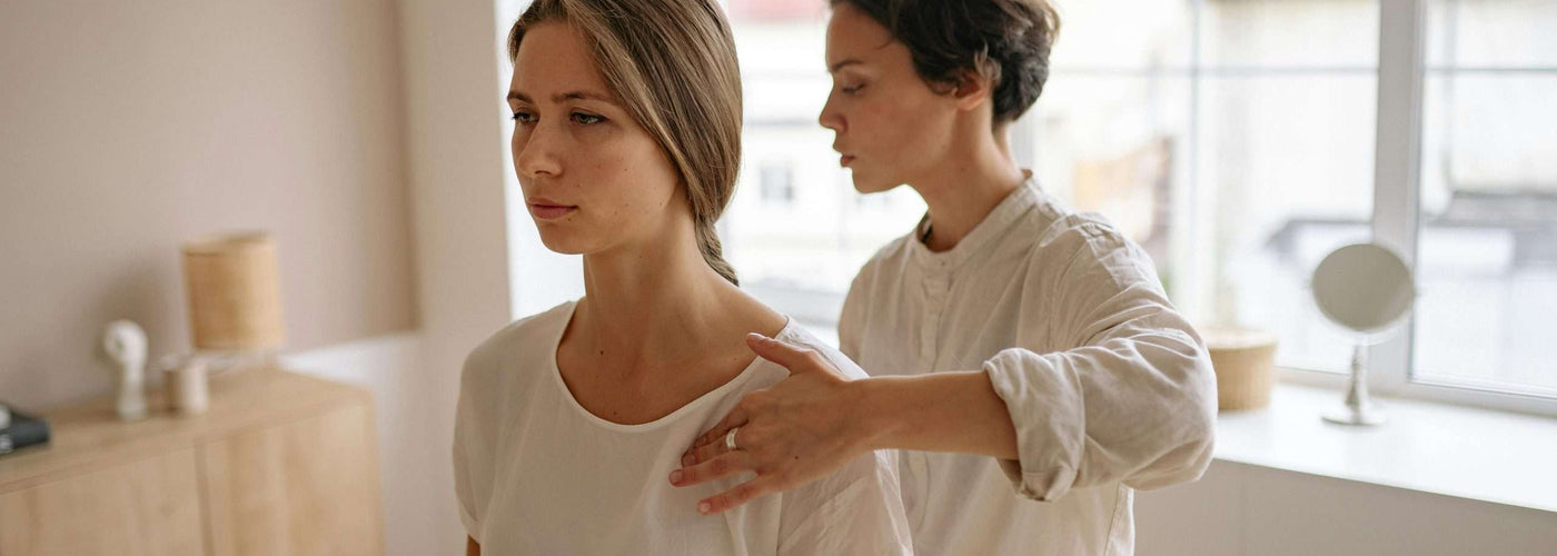 Douleurs nocturnes à l’épaule : quand faut-il s’en inquiéter ?