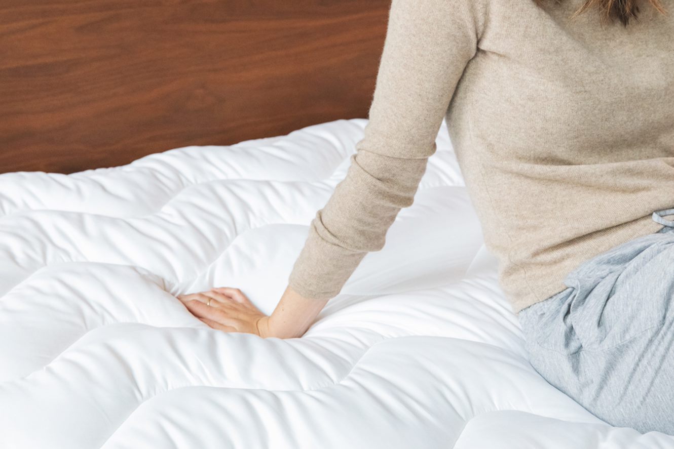 Pourquoi mettre un surmatelas : 10 bonnes raisons d'en équiper son lit !