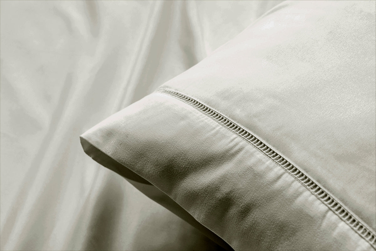 Lot De 2 Taies D'oreiller Microfibre 65x65 Cm - Fermeture éclair Invisible, Doux Et Lavable, Couleur Ivoire - 8